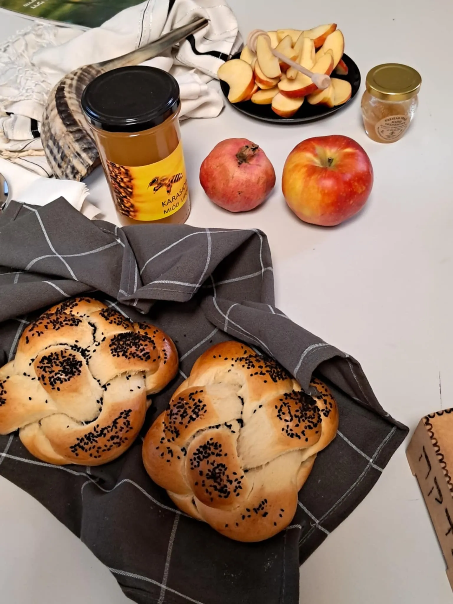 Święta Żydowskie - chałka